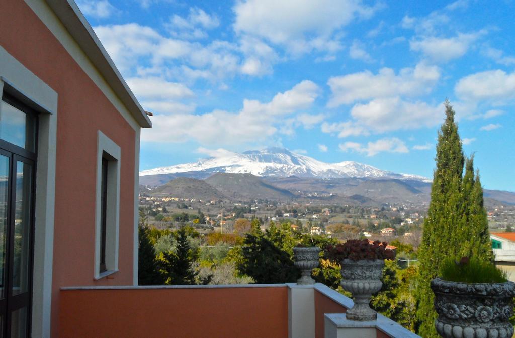 Villa Bonaccorso - Antica E Maestosa Villa Con Piscina Ai Piedi Dell'Etna Viagrande Phòng bức ảnh