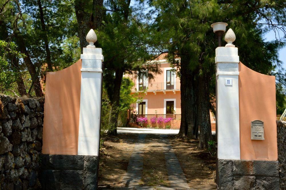 Villa Bonaccorso - Antica E Maestosa Villa Con Piscina Ai Piedi Dell'Etna Viagrande Ngoại thất bức ảnh