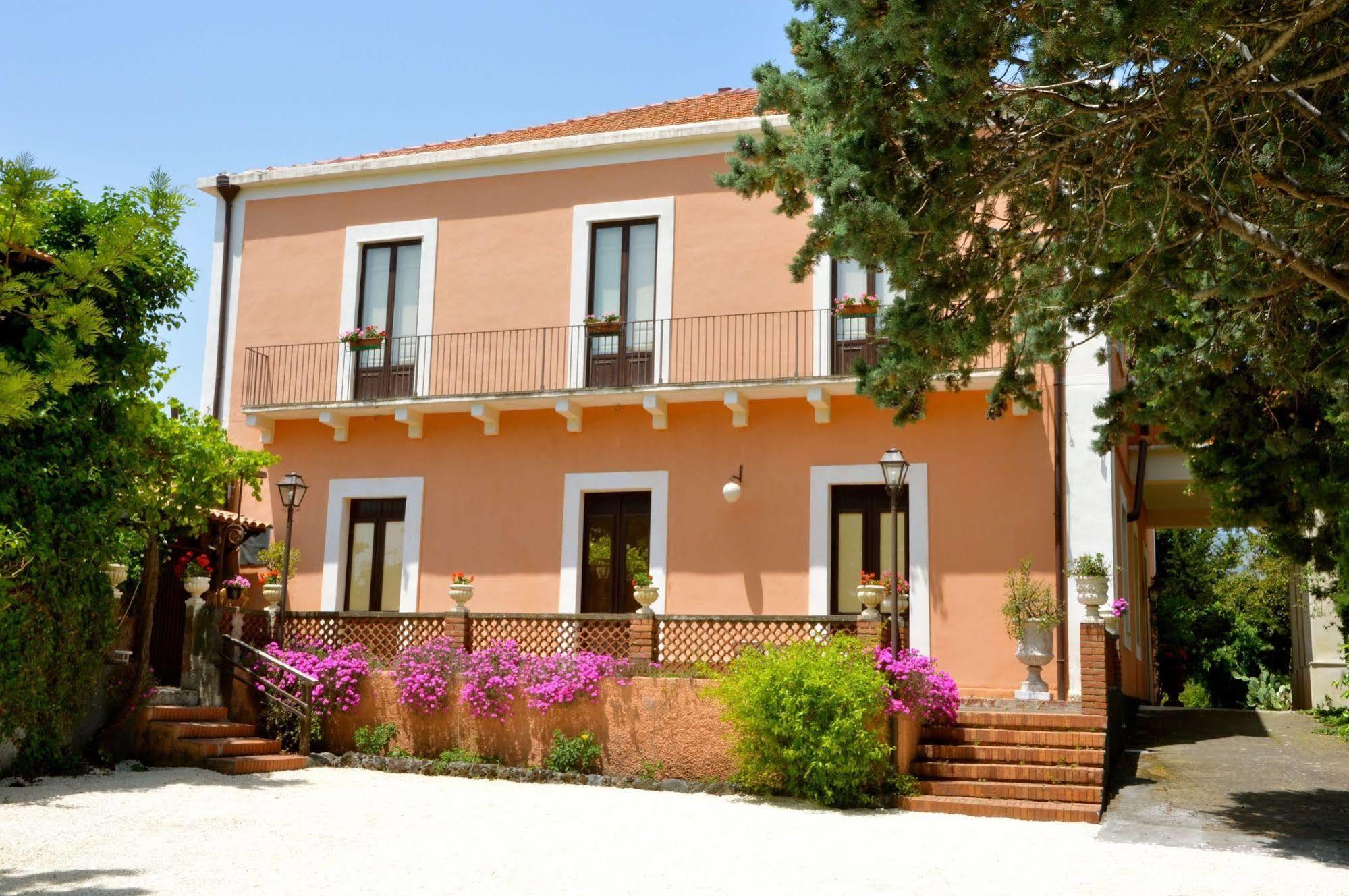 Villa Bonaccorso - Antica E Maestosa Villa Con Piscina Ai Piedi Dell'Etna Viagrande Ngoại thất bức ảnh